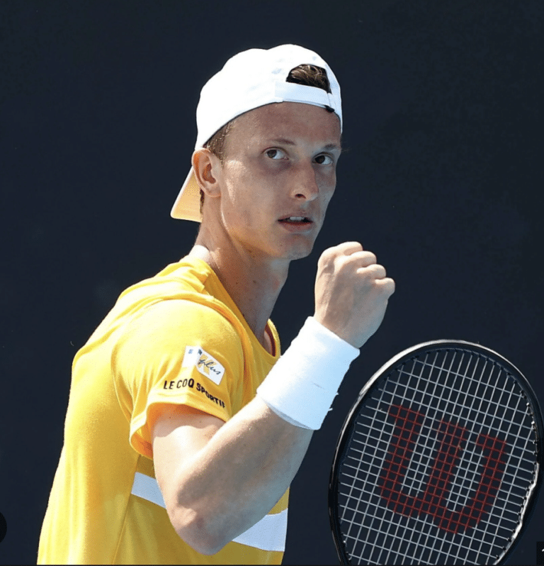 Na tenisovém turnaji v Dubaji postupuje Lehečka i Menšík!