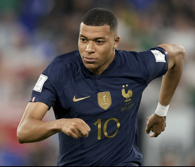 Kylian Mbappé do Realu Madrid!