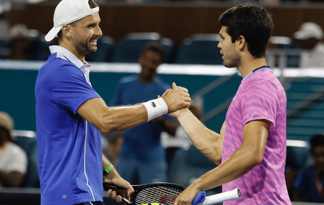 Dimitrov na tenisovém turnaji v Miami převálcoval Alcaraze 6:2, 6:4