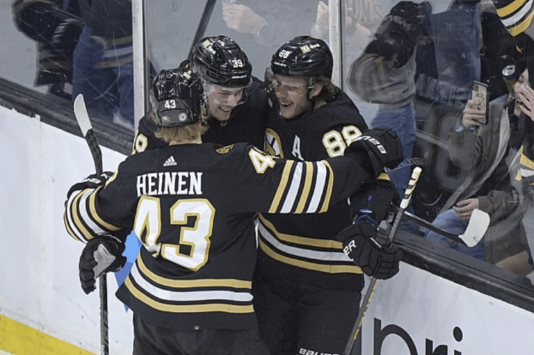 Pastrňák řídil výhru Bostonu!