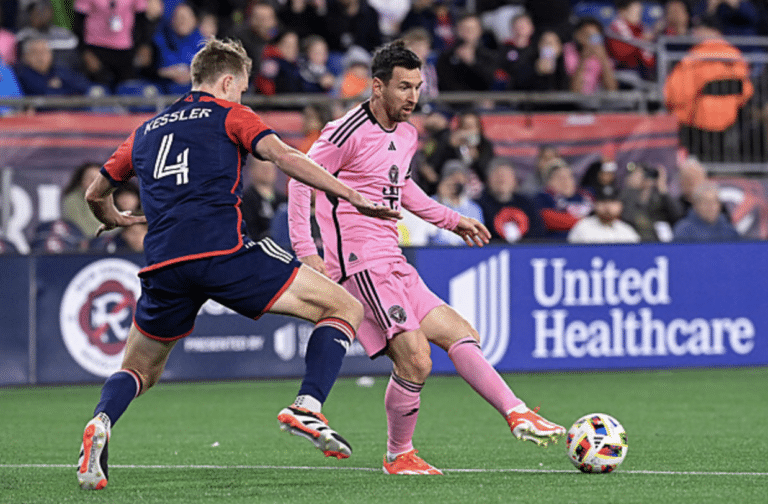 Messi vyprodal stadion a dal 2 góly!