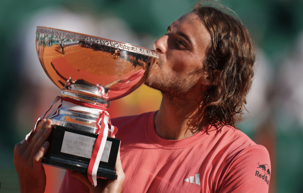 Stefanos Tsitsipas – Casper Ruud 6:1, 6:4 Tsitsipas je potřetí králem na turnaji v Monte-Carlu!