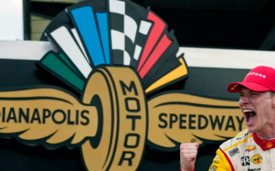 Americký závodník Josef Newgarden znovu zvítězil v prestižním závodě 500 mil v Indianapolis, čímž obhájil svůj loňský triumf!!!